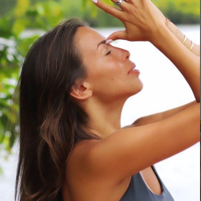 יעלי בר — מייסדת Aloha Yoga ומנחת ריטריטים